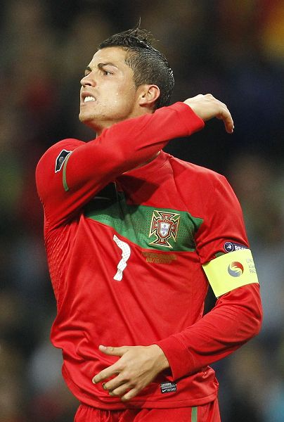 李国旭：马莱莱在申花做好前插就行，但在英博情况不一样