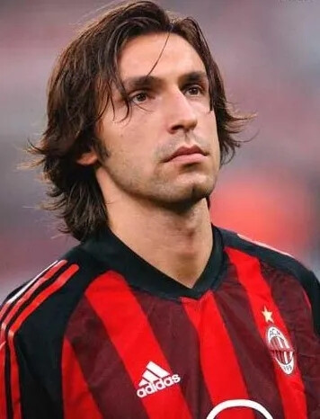 话题｜萨拉赫无缘欧冠名单 离开利物浦倒计时？