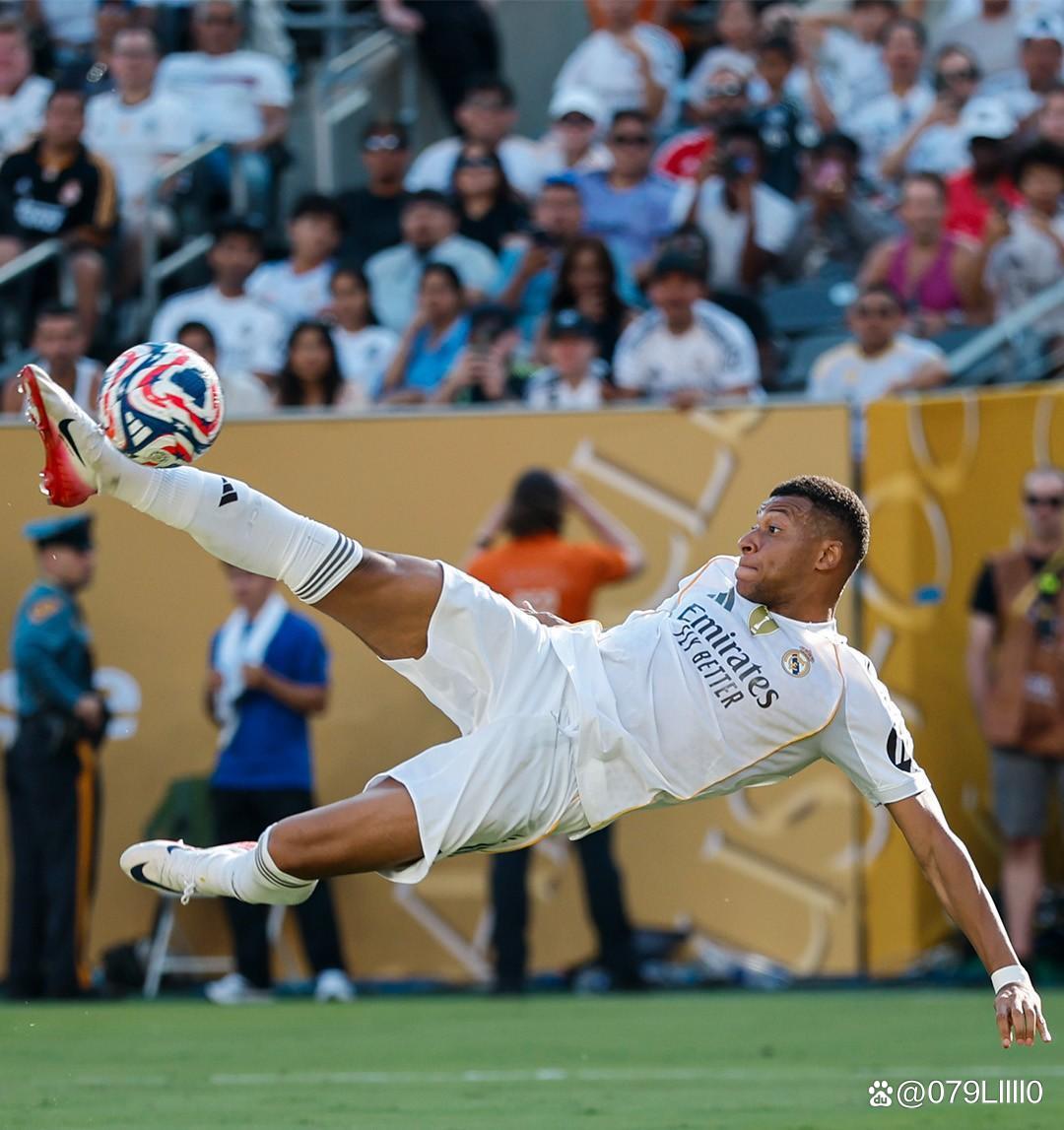 特瓦斯公开贬低阿根廷联赛，阿足协主席：他不了解我们的历史