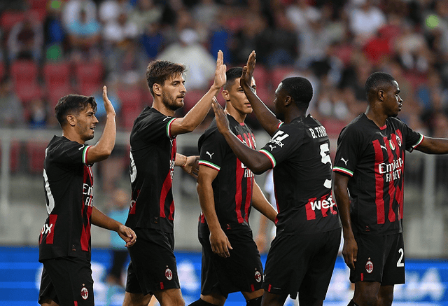 雷霆狂胜独行侠豪取14连胜！SGA三节打卡33分，浓眉9中1仅得2分